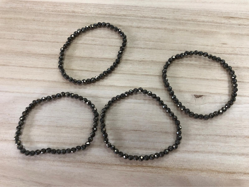 Pulsera pirita bola facetada 4 mm